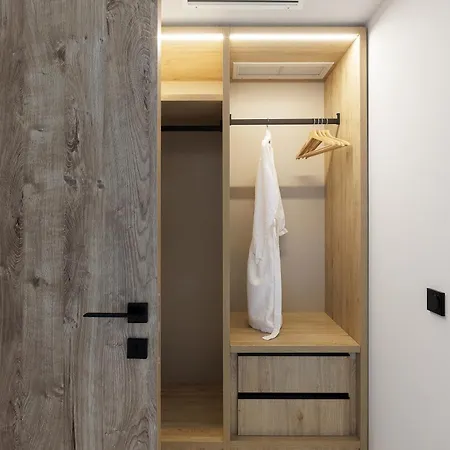 Infinity View Szálloda 4*