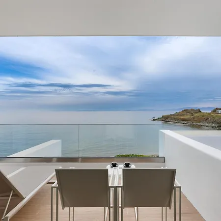 Infinity View 4*