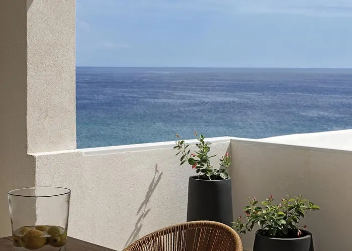 Infinity View Hotell 4*