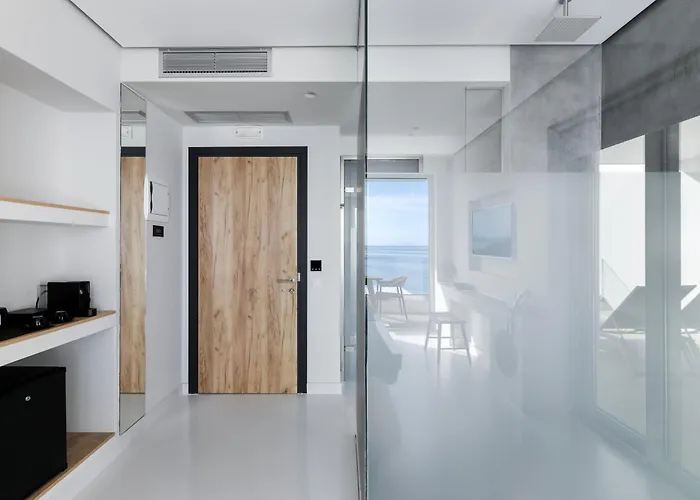 Infinity View 호텔 4*